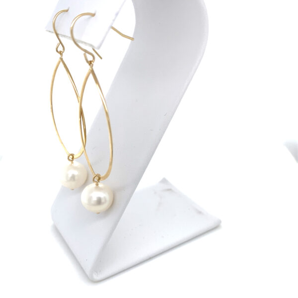 Gold & Pearl Earrings: 3.58g 14K Yellow Gold - Image 2